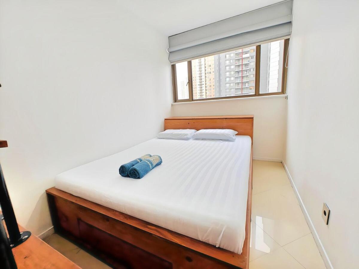 Stylish 3br Rasuna With Pool, Gym,wi-fi, Netflix Jakarta