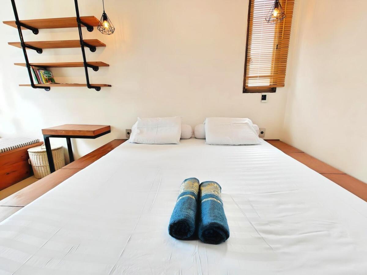 Stylish 3br Rasuna With Pool, Gym,wi-fi, Netflix Pangsapuri Jakarta