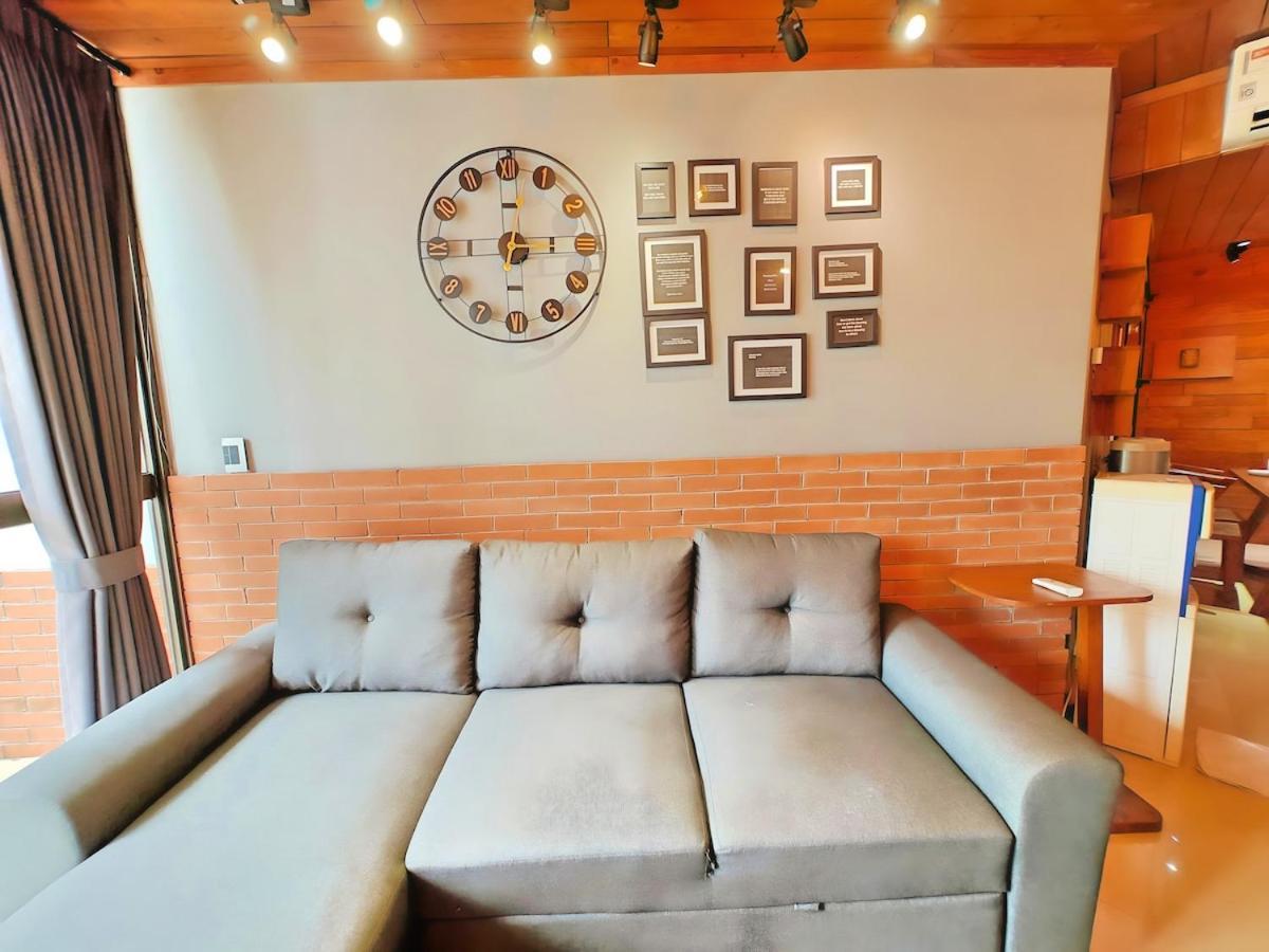 Stylish 3br Rasuna With Pool, Gym,wi-fi, Netflix * Jakarta