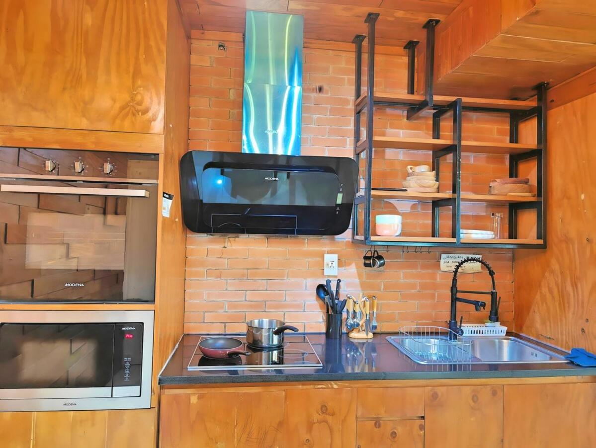 Stylish 3br Rasuna With Pool, Gym,wi-fi, Netflix Pangsapuri